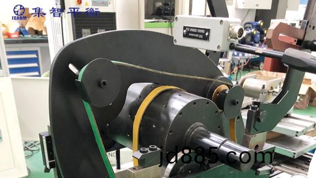 高精度动平衡测试机，最小可达不平衡度0.1 gmm/kg