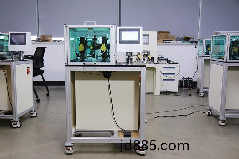 动平衡测试机安装中