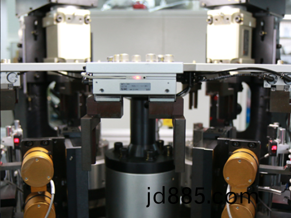 五工位外转子全自动平衡机 五工位外转子全自动平衡机