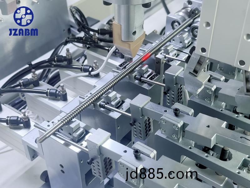 丝杆自动校直机